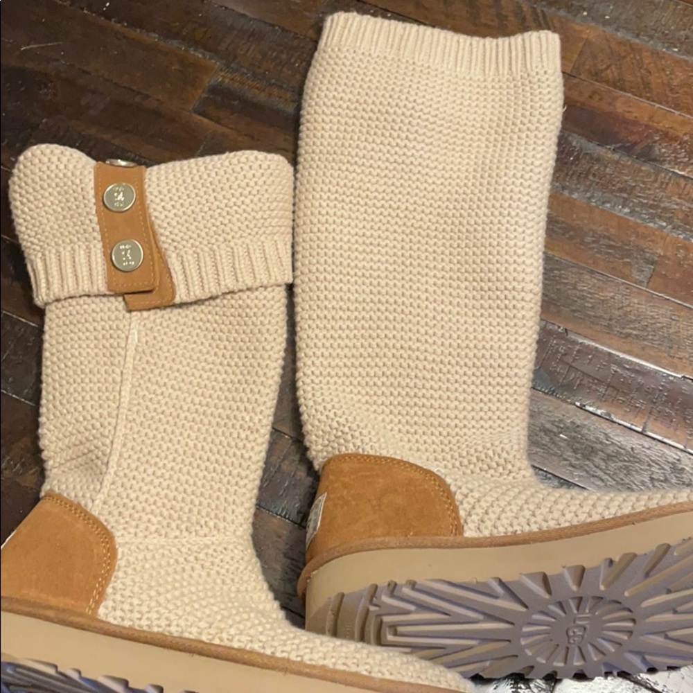UGG Sweater boot 9